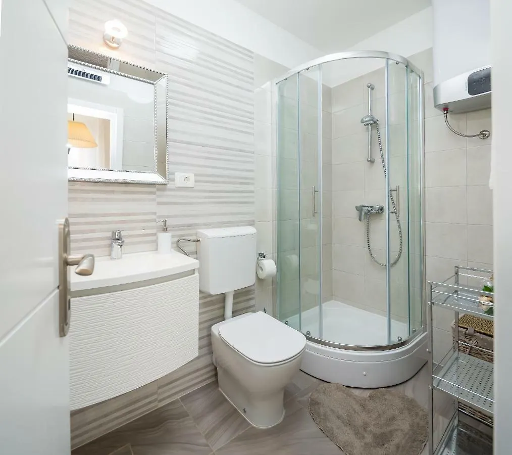 Split Centre Lex Apartment